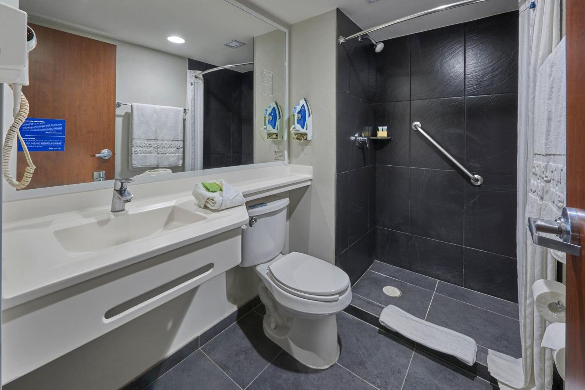 City Express By Marriott סלמנקה מראה חיצוני תמונה